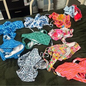 8 bikinis + 2 bottoms small/XS